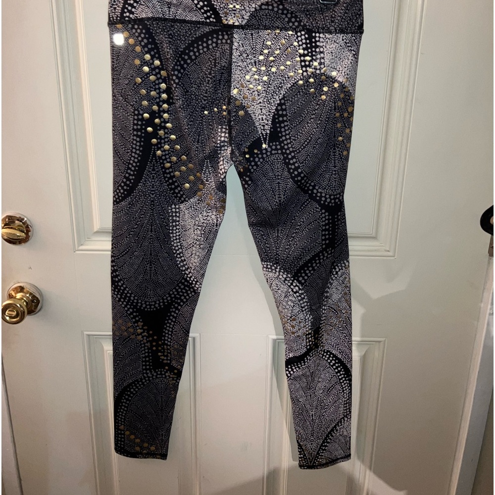 L | Fabletics Salar Legging - image 5